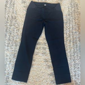 Old Navy Maternity Navy Side Panel Pixie Ankle Pants size 6